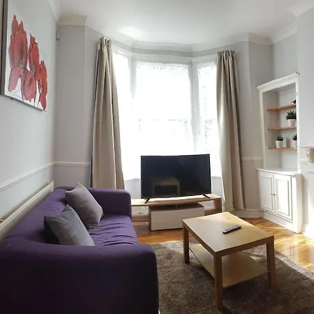 Appartamento London. Gorgeous 2 Bed Flat Near Olympic Park.